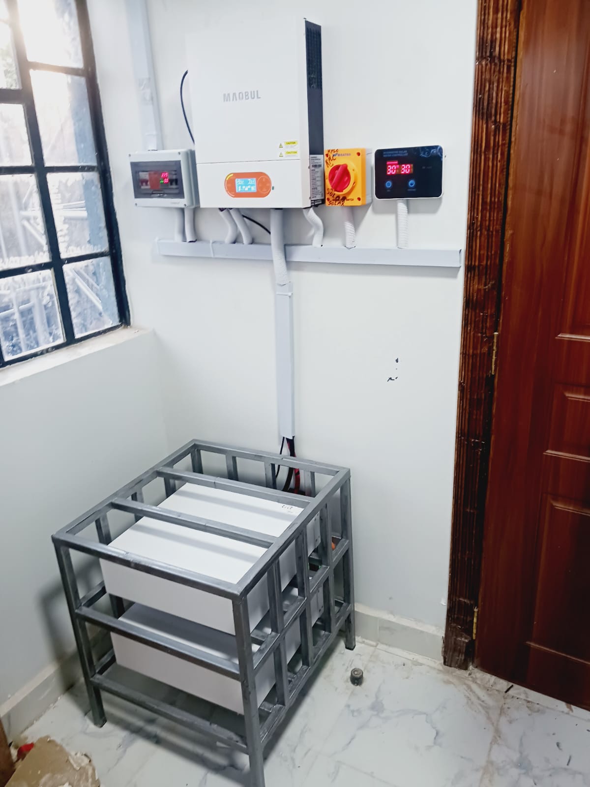 Off-grid System 8kva with 10kwh Lithium Batteries
